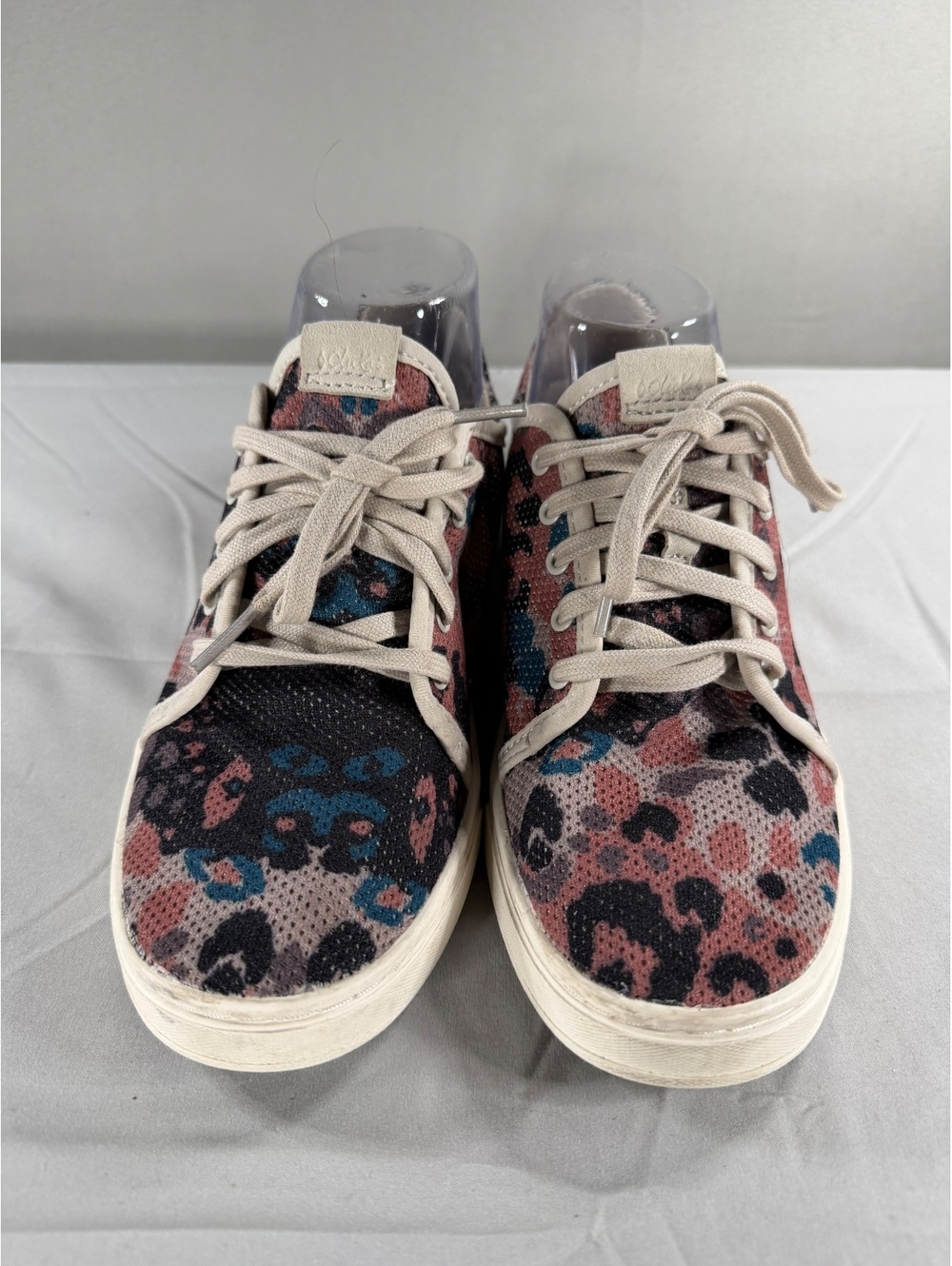 Casual Leopard-Print Canvas Sneakers in Multi Pink